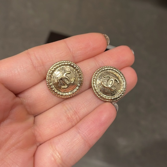 Chanel CC 2014 Fall/Winter Collection Pierced Earrings - Picture 8 of 8